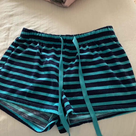 PJ’s - Picture 2 of 6